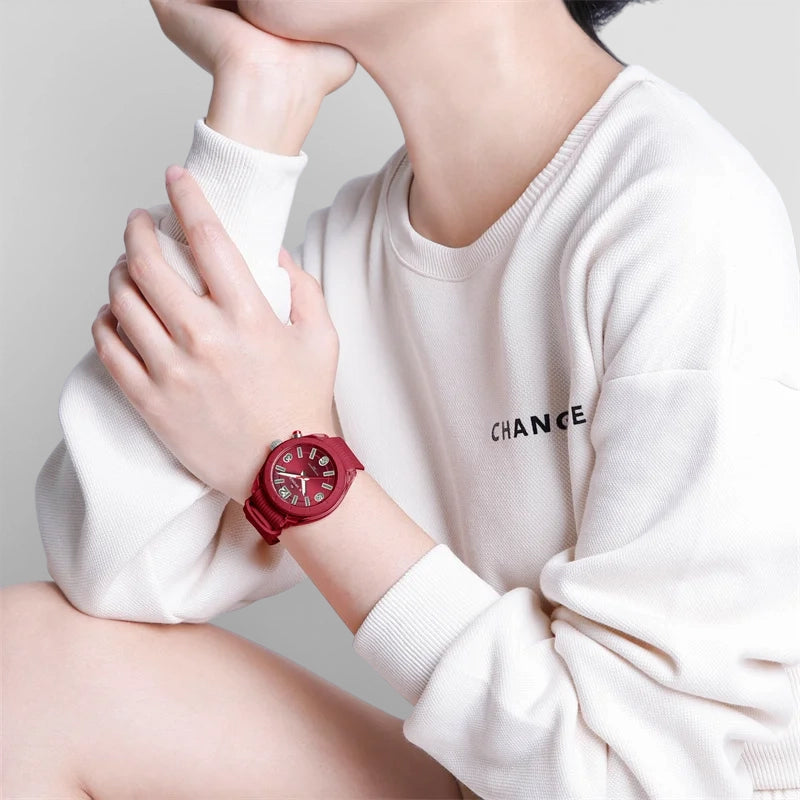 Montre Femme Bracelet en Silicone • GRENAT