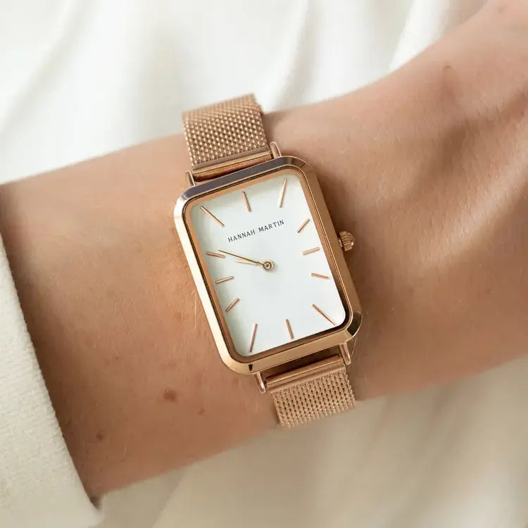 montre femme rectangulaire cadran blanc